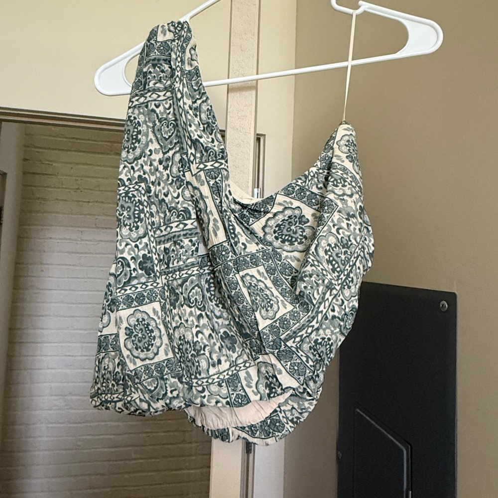 Patterned One-Shoulder Top - Picture 3 of 5